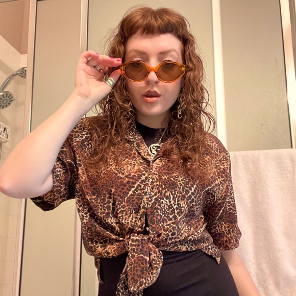 Meet your Posher, Jennifer - Picture 4 of 4